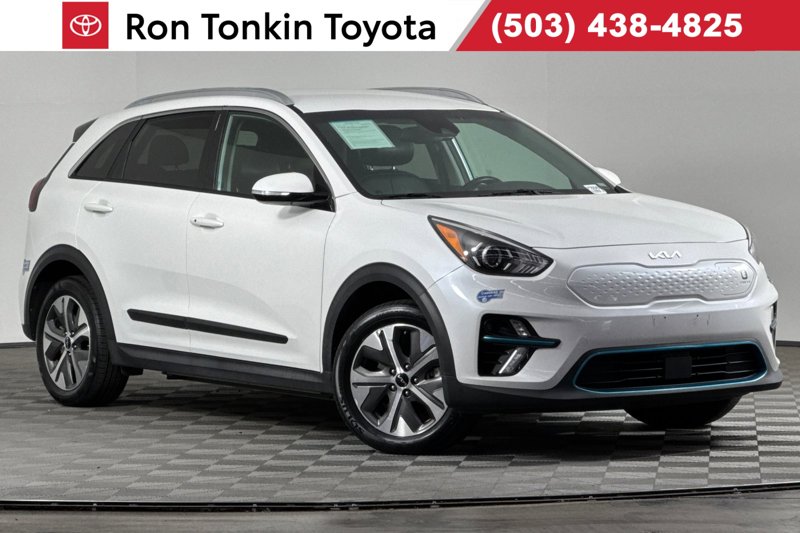 Used 2022 Kia Niro EX image 1
