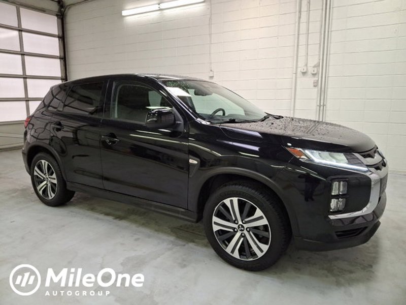 Used 2022 Mitsubishi Outlander Sport ES image 1