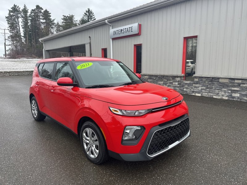 Used 2021 Kia Soul LX image 1