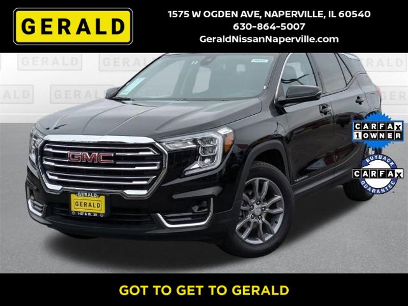 Used 2024 GMC Terrain SLT image 1