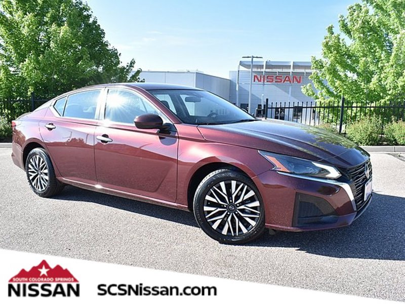 Certified 2023 Nissan Altima 2.5 SV image 1