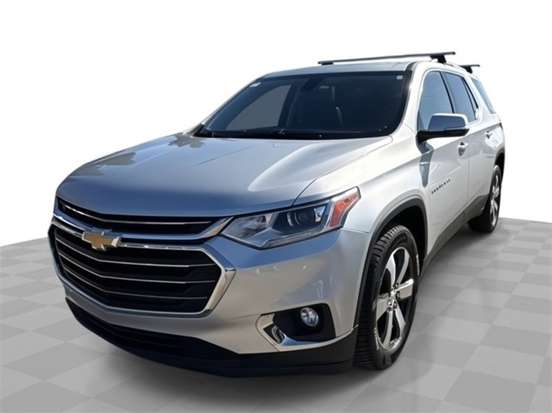 Certified 2019 Chevrolet Traverse LT w/ LT Premium Package image 1