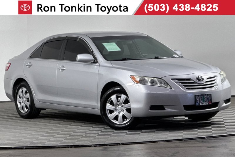 Used 2009 Toyota Camry LE image 1