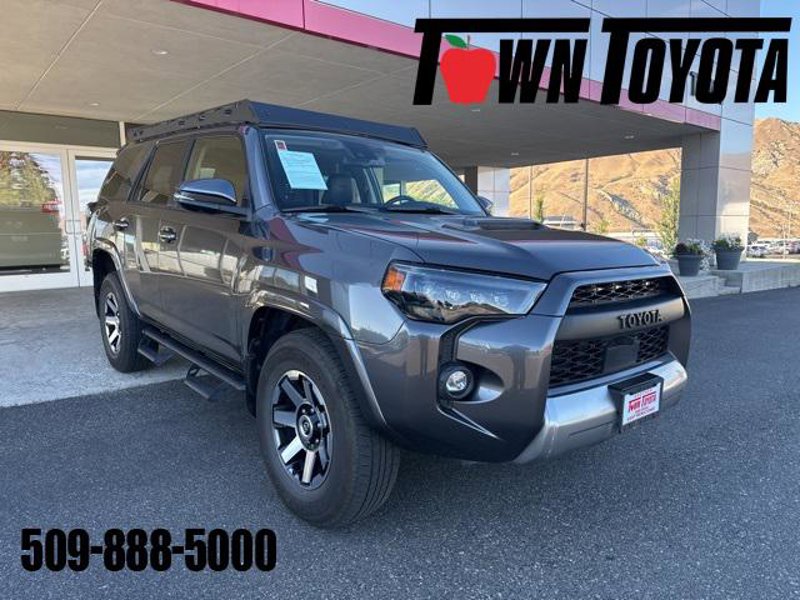 Certified 2023 Toyota 4Runner TRD Off-Road Premium image 1