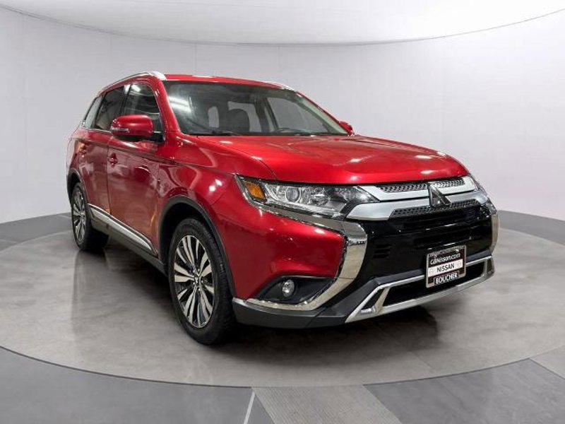 Used 2019 Mitsubishi Outlander SEL image 1
