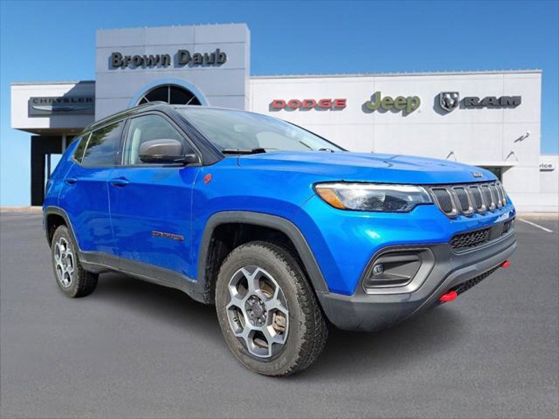 Certified 2022 Jeep Compass Trailhawk w/ Trailhawk Elite Group image 1