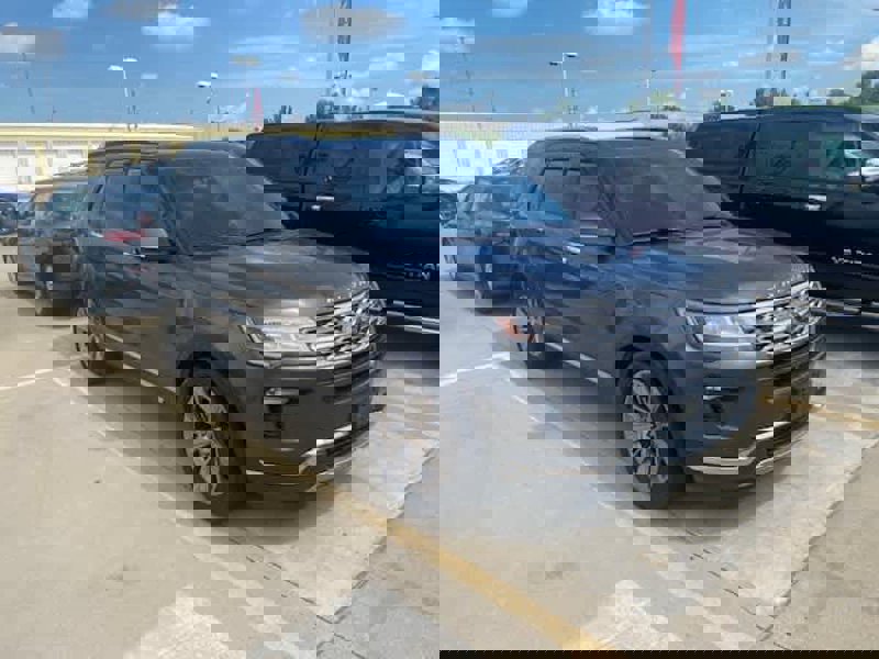Used 2018 Ford Explorer Limited image 1