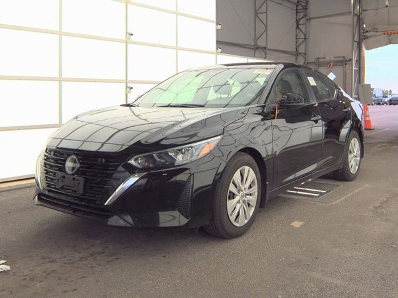 Used 2024 Nissan Sentra S image 1