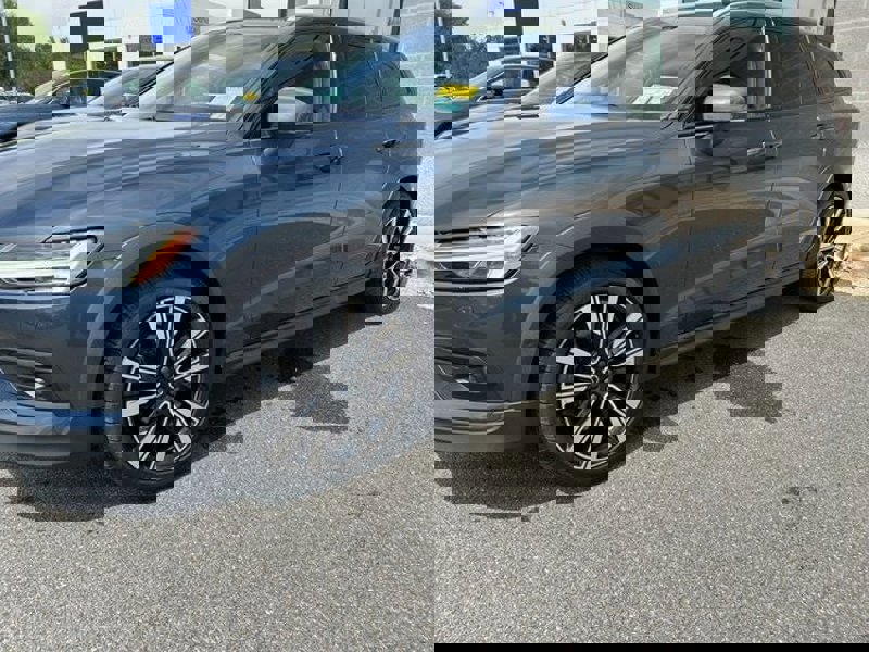 Certified 2022 Volvo V60 T5 Cross Country w/ Advanced Package image 1