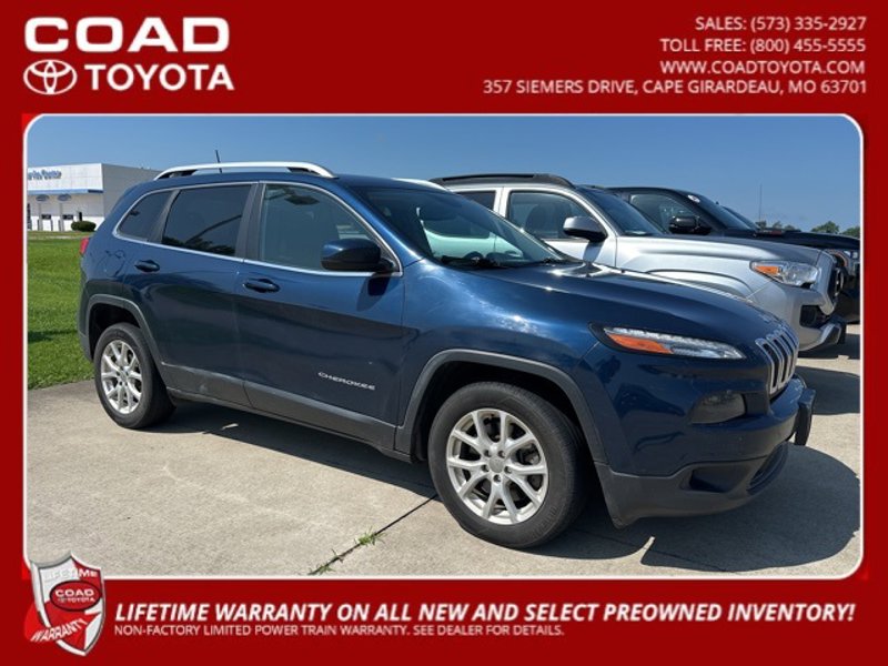 Used 2018 Jeep Cherokee Latitude image 1