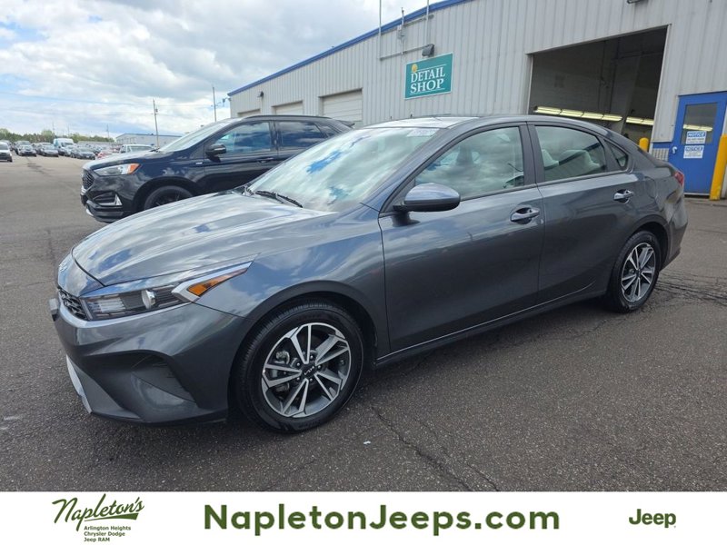 Used 2023 Kia Forte LXS image 1