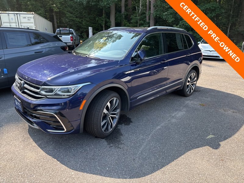 Certified 2022 Volkswagen Tiguan SEL R-Line image 1