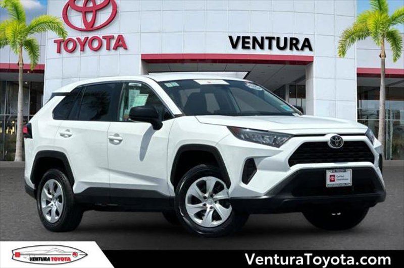 Certified 2022 Toyota RAV4 LE image 1