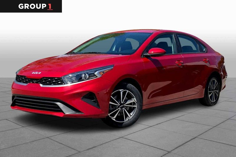 Certified 2022 Kia Forte LXS image 1