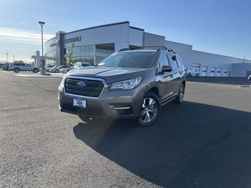 Certified 2022 Subaru Ascent Premium w/ Convenience Package image 1