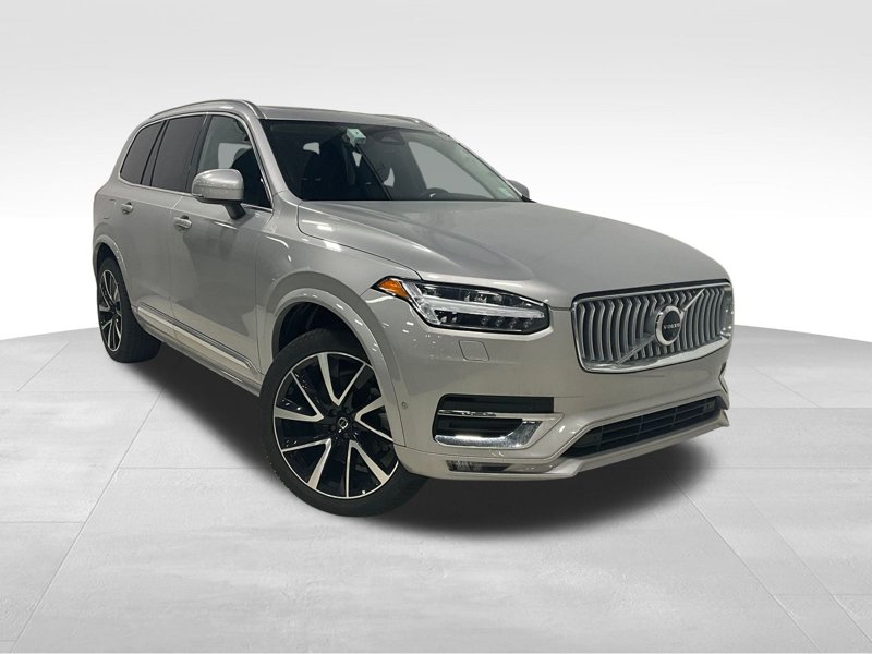Certified 2024 Volvo XC90 B5 Plus image 1