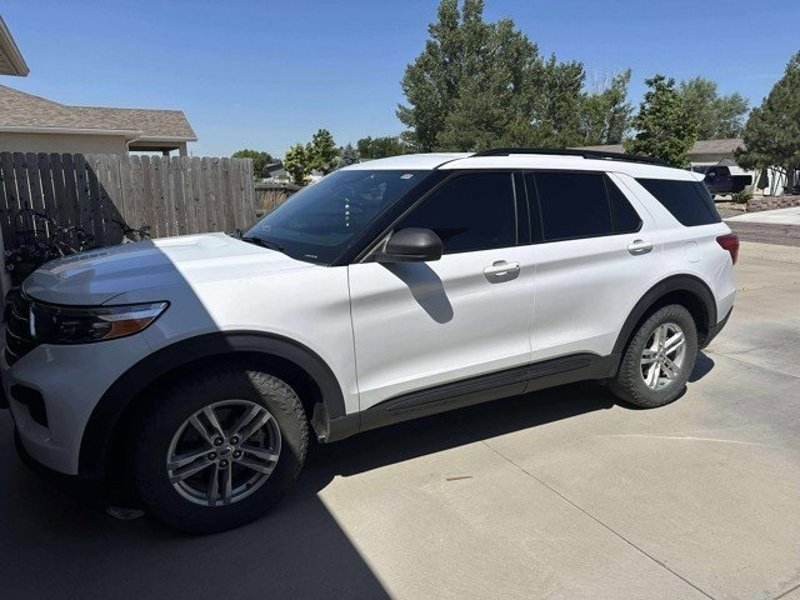 Used 2020 Ford Explorer XLT w/ Class III Trailer Tow Package image 1