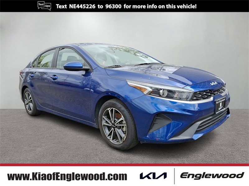 Certified 2022 Kia Forte LXS image 1