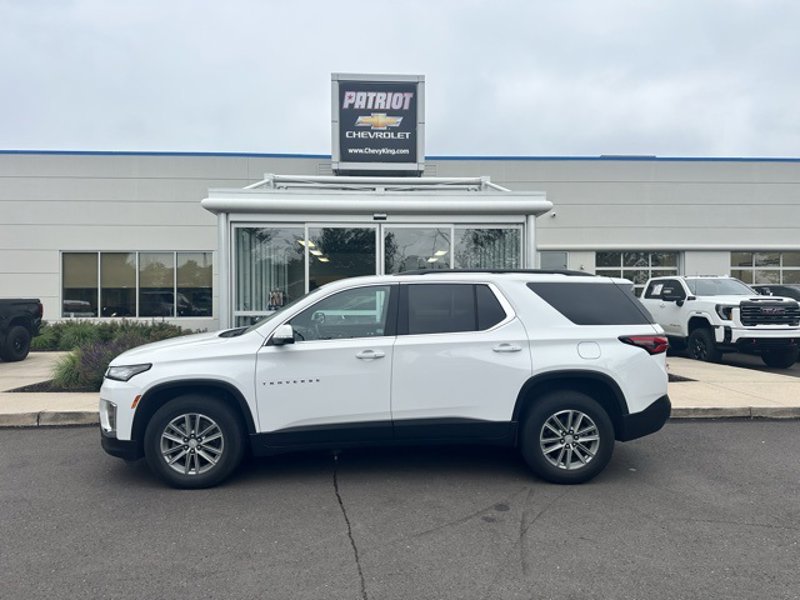 Certified 2022 Chevrolet Traverse LT w/ LPO, Floor Liner Package image 1