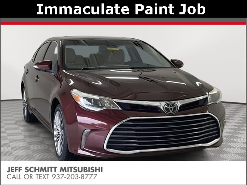 Used 2018 Toyota Avalon Limited image 1
