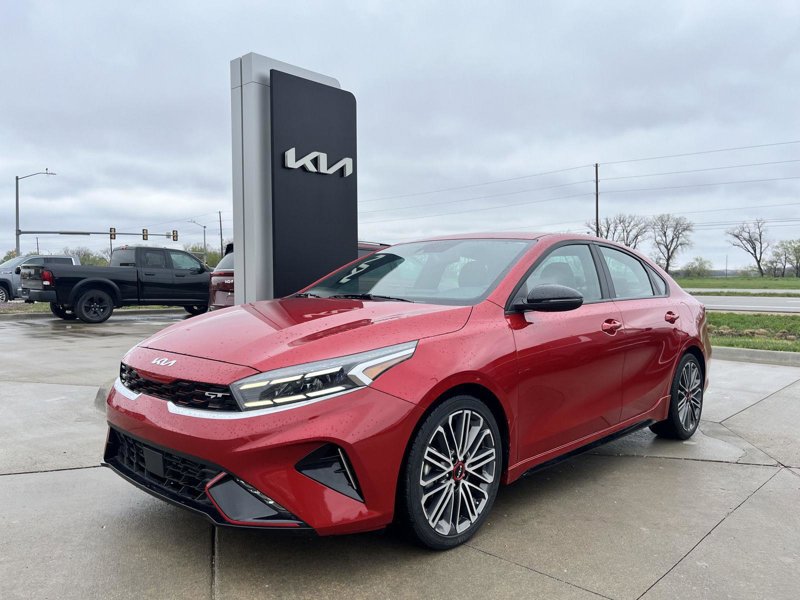 Certified 2023 Kia Forte GT image 1