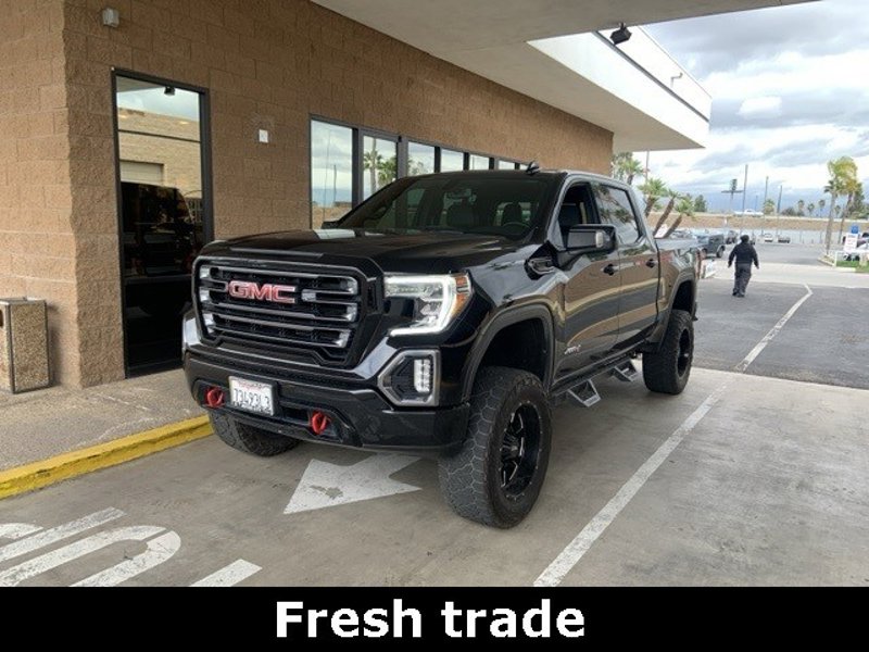 Certified 2021 GMC Sierra 1500 AT4 w/ AT4 Preferred Package image 1