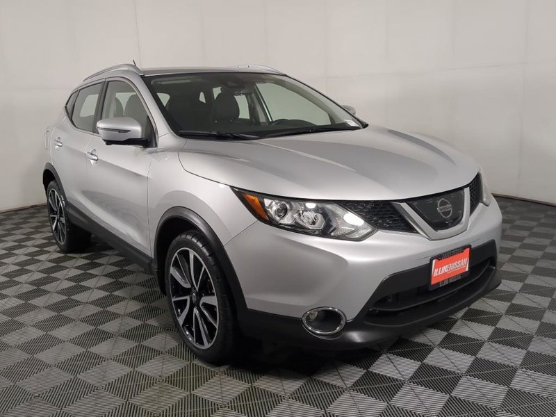 Used 2017 Nissan Rogue Sport SL w/ SL Premium Package image 1