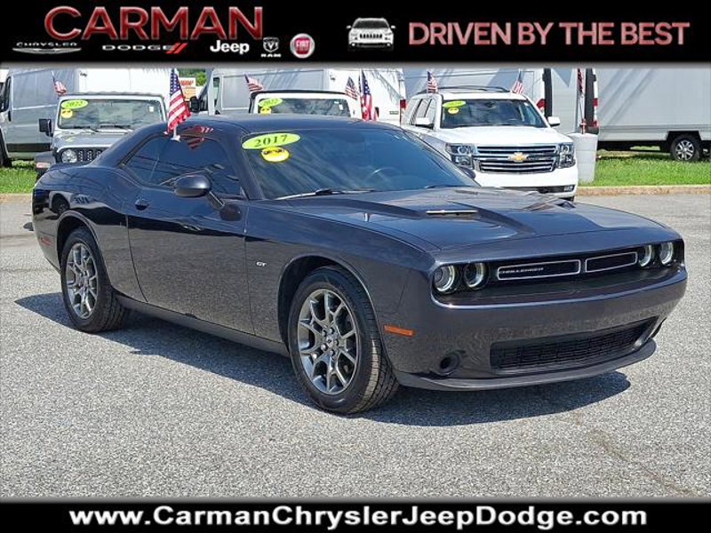 Certified 2017 Dodge Challenger GT image 1
