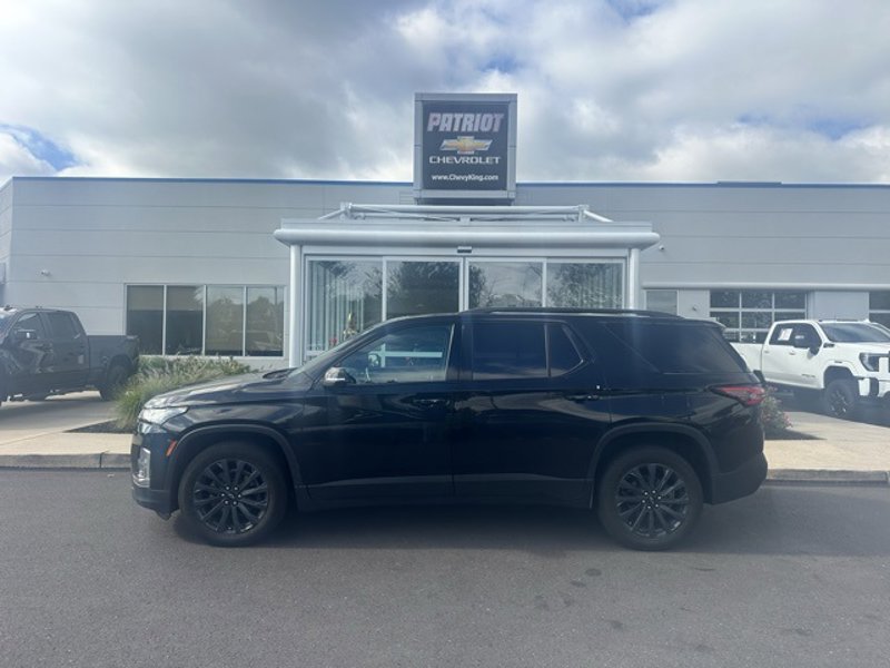 Certified 2023 Chevrolet Traverse RS image 1
