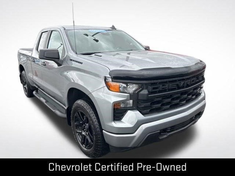 Certified 2025 Chevrolet Silverado 1500 Custom w/ Turbomax Blackout Package image 1