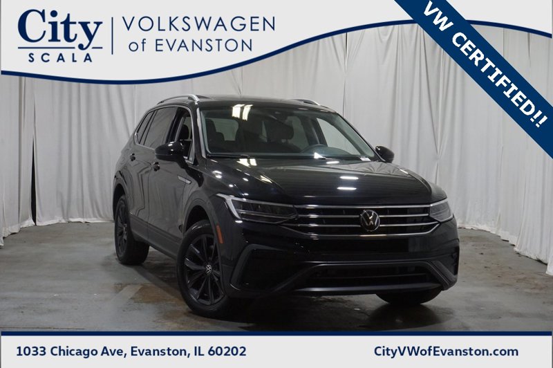 Certified 2024 Volkswagen Tiguan SE w/ Panoramic Sunroof Package image 1