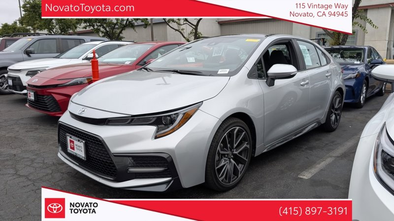 Used 2022 Toyota Corolla SE image 1