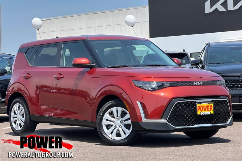 Certified 2023 Kia Soul LX image 1