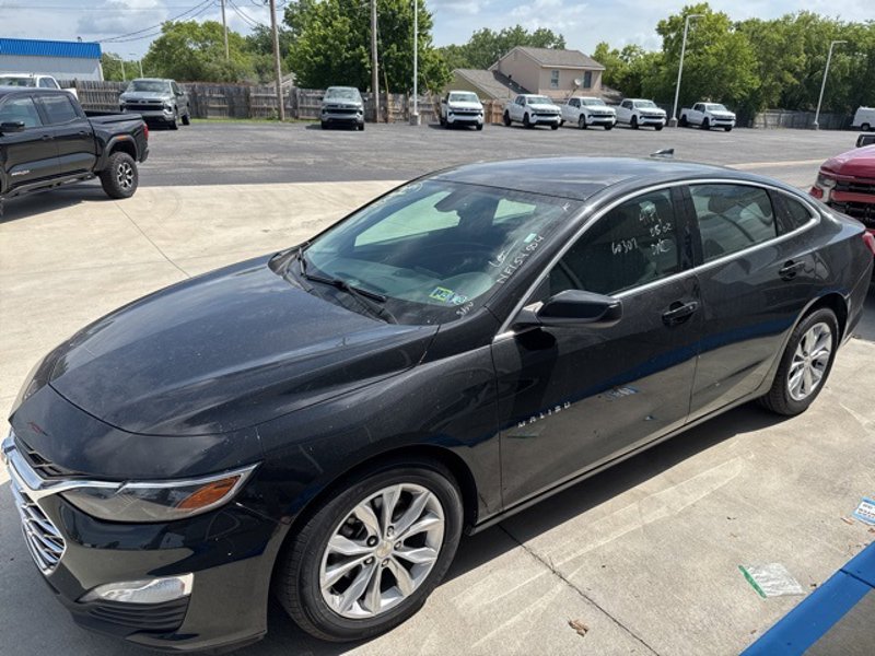 Used 2022 Chevrolet Malibu LT image 1