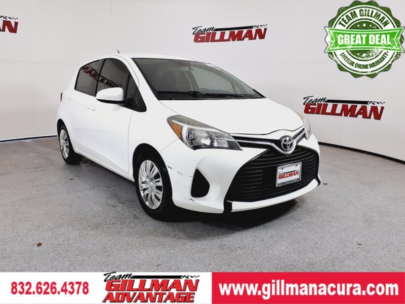 Used 2015 Toyota Yaris L image 1