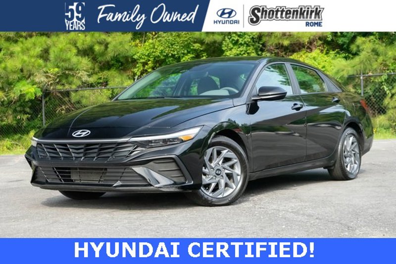 Certified 2024 Hyundai Elantra SEL image 1
