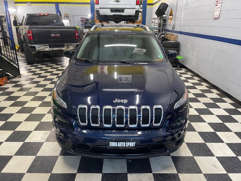 Used 2015 Jeep Cherokee Limited image 1