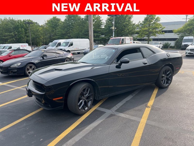 Used 2023 Dodge Challenger SXT w/ Blacktop Package image 1