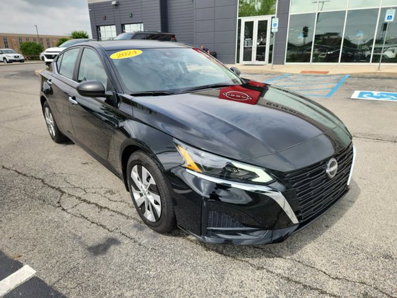 Certified 2024 Nissan Altima 2.5 S image 1