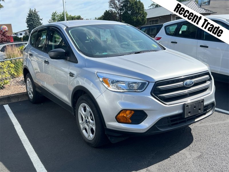 Used 2017 Ford Escape S image 1
