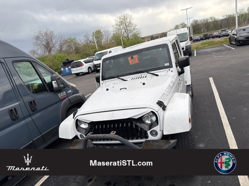 Used 2015 Jeep Wrangler Unlimited Sahara w/ Connectivity Group image 1