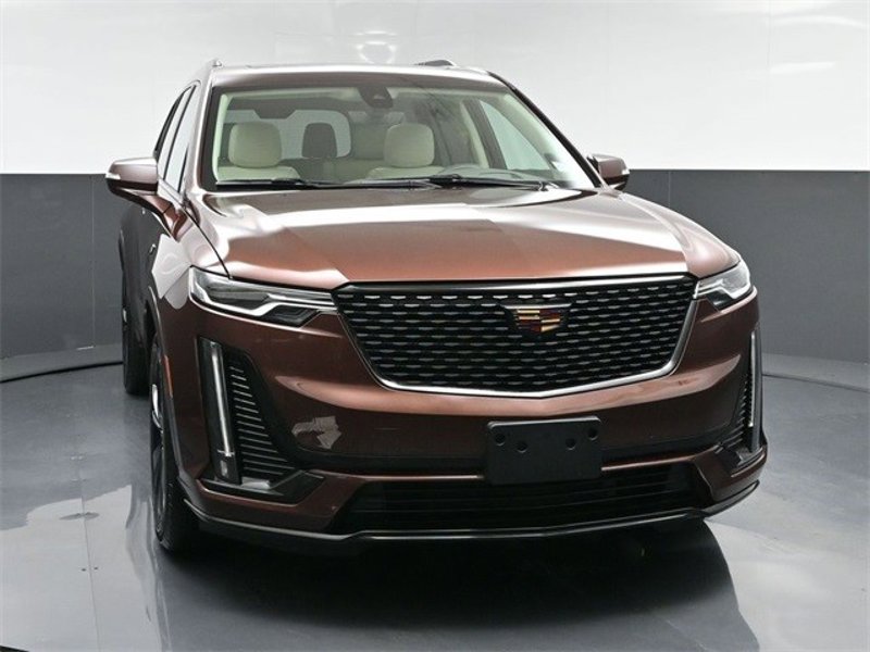Certified 2022 Cadillac XT6 Premium Luxury w/ Technology Package image 1