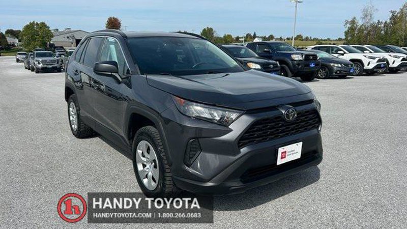 Certified 2021 Toyota RAV4 LE image 1