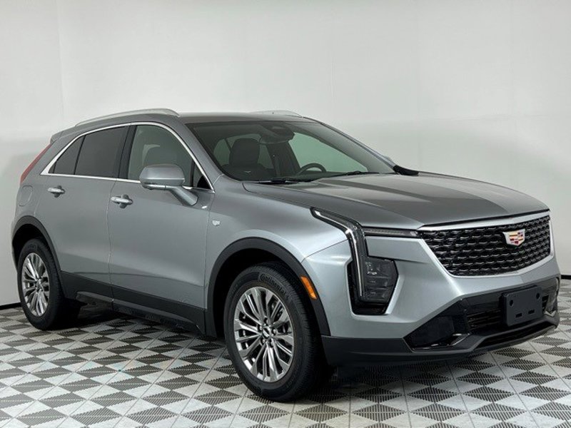 Certified 2025 Cadillac XT4 Premium Luxury image 1