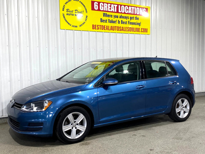Used 2017 Volkswagen Golf 4-Door image 1