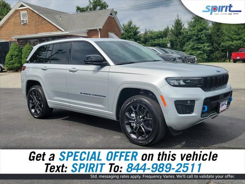 Certified 2023 Jeep Grand Cherokee 30th Anniversary image 1