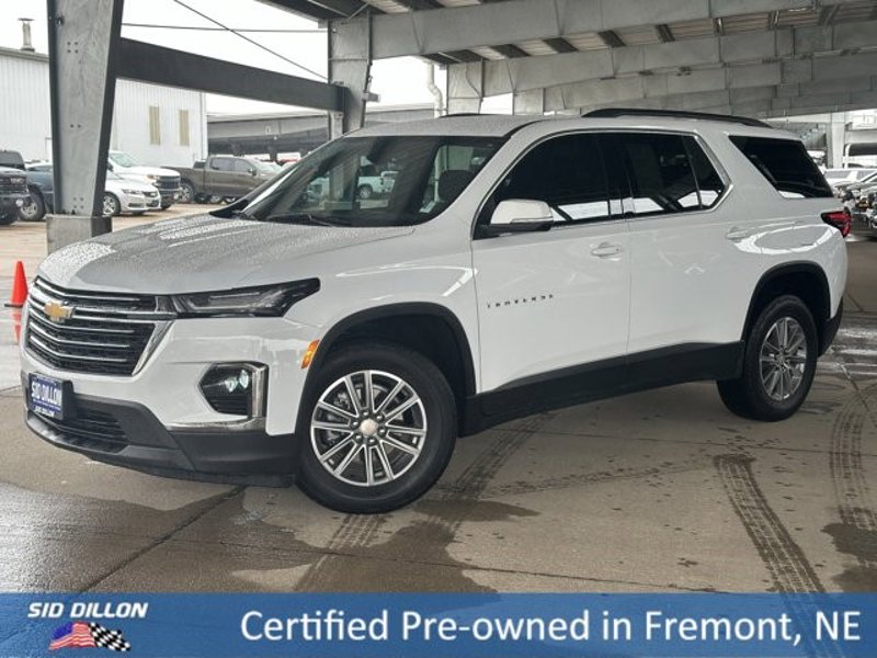 Certified 2023 Chevrolet Traverse LT image 1
