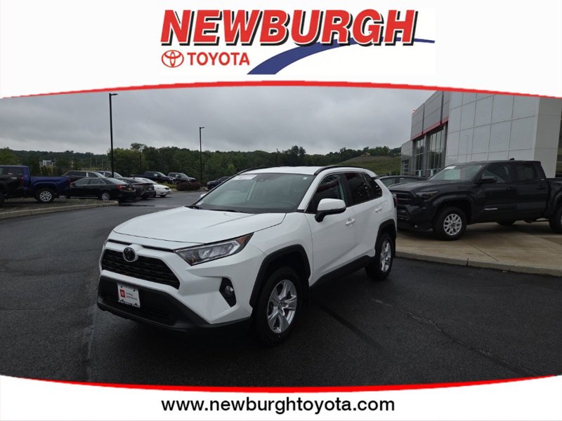 Certified 2021 Toyota RAV4 XLE image 1