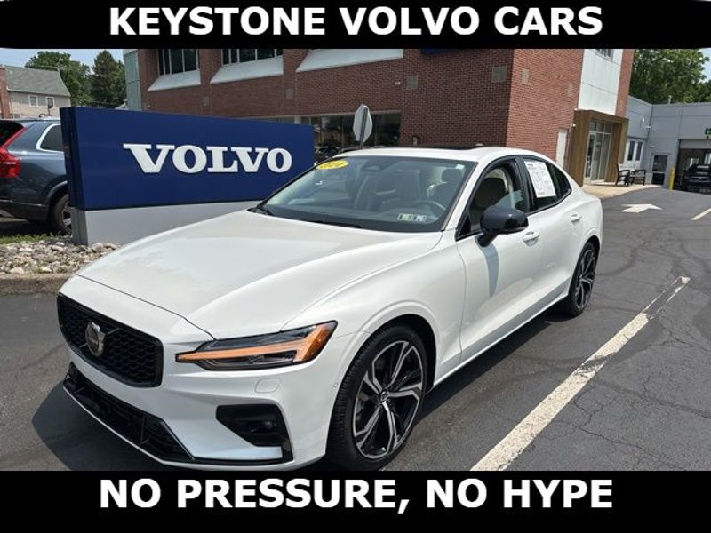 Certified 2024 Volvo S60 B5 Plus image 1