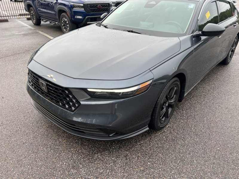 Certified 2025 Honda Accord SE image 1